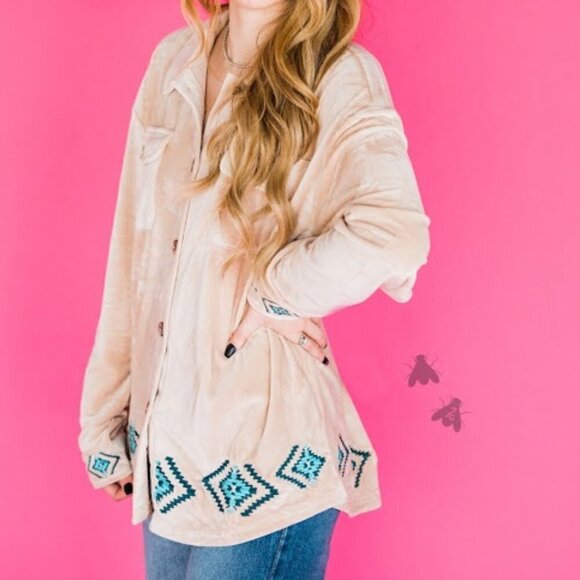 THE KINGMAN BUBBLE LADIES PINK VELVET  LONG SLEEVE SHACKET - Picture 8 of 16